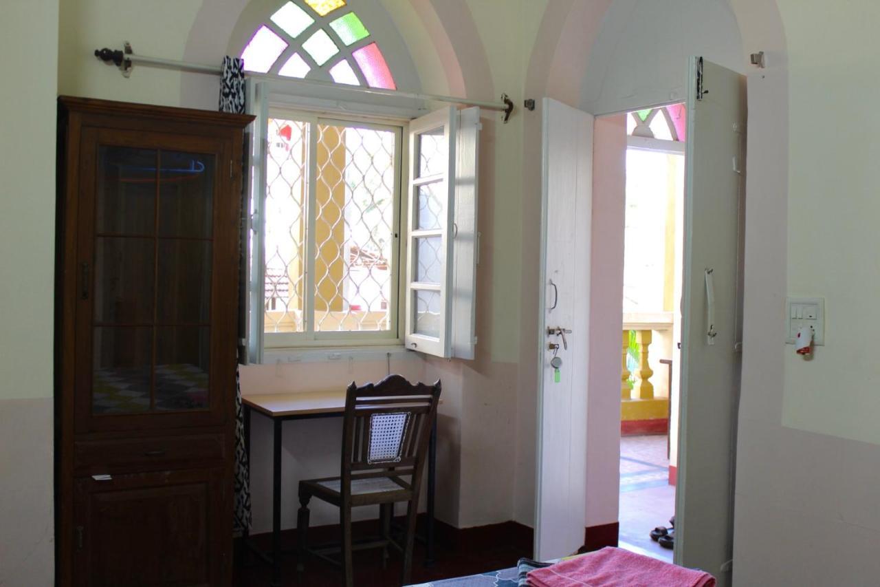 Royal Phoenix Inn باناجي المظهر الخارجي الصورة
