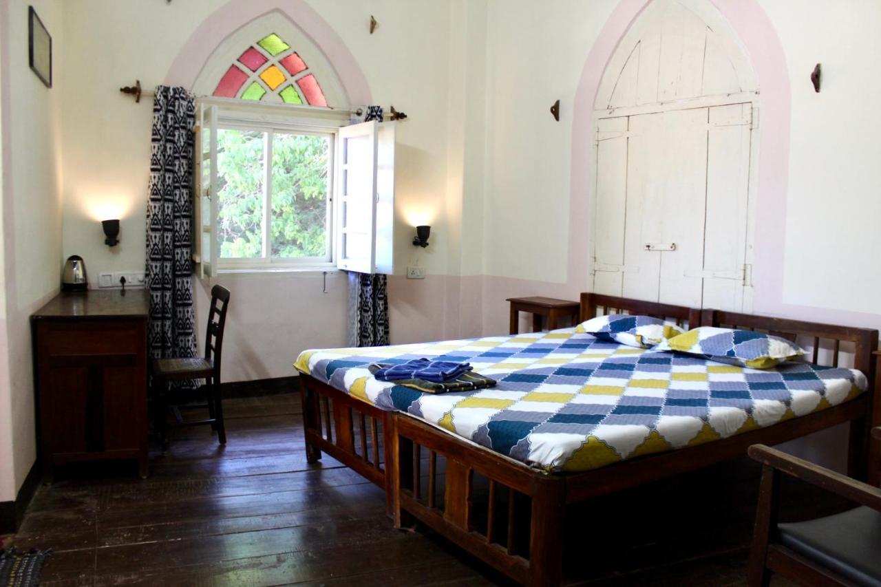 Royal Phoenix Inn باناجي المظهر الخارجي الصورة
